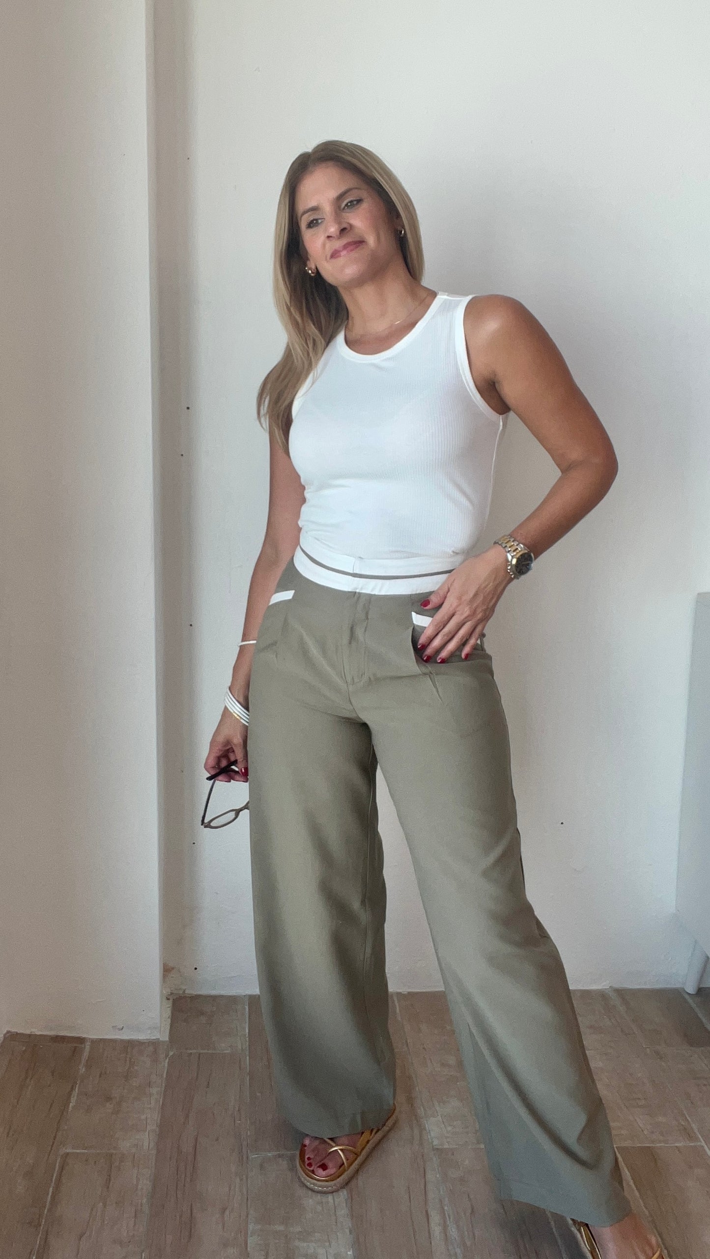 Adelaida Color Contrast Boyfriend Pants