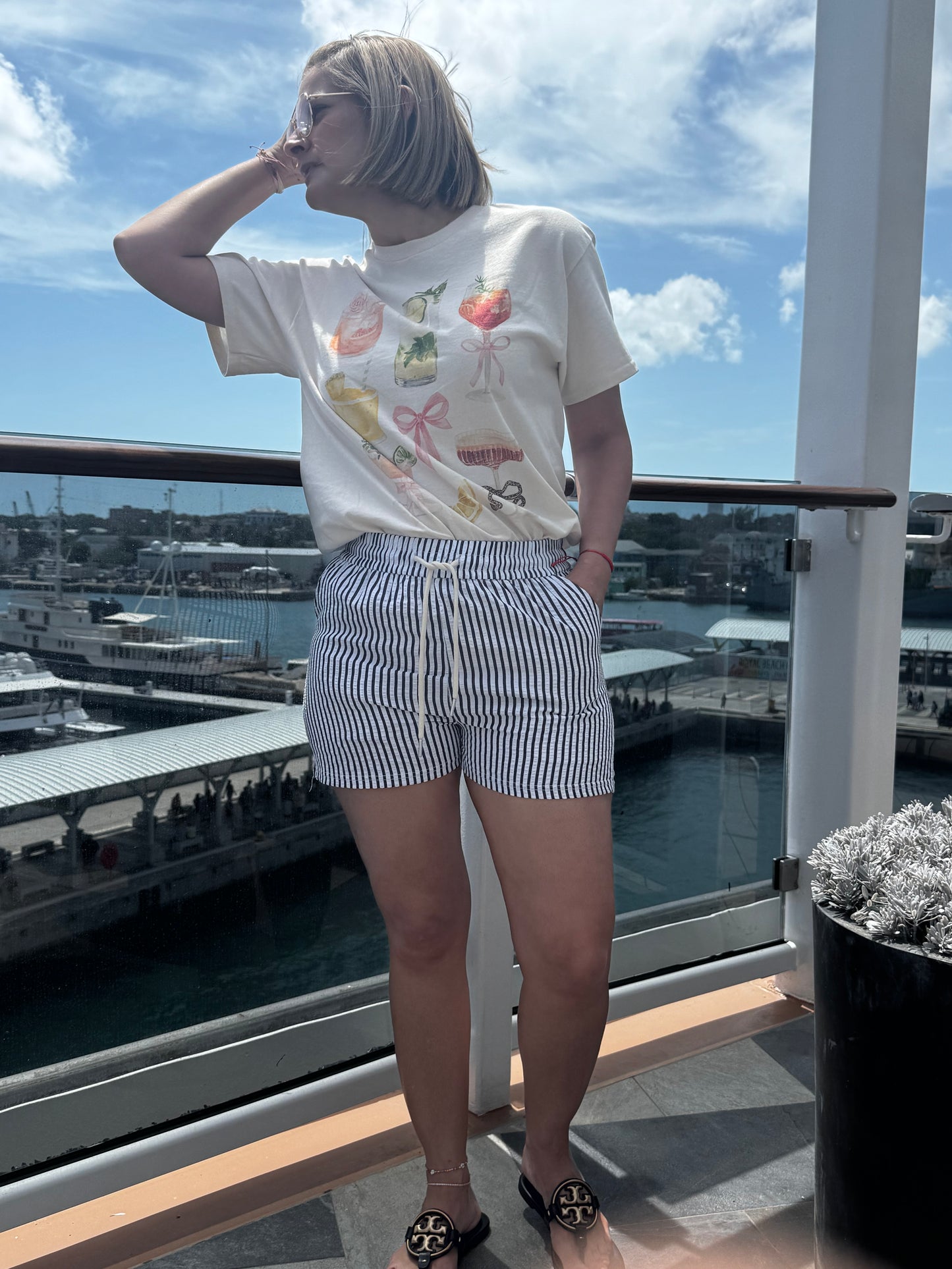 Bobby Drawstrings Short Pants