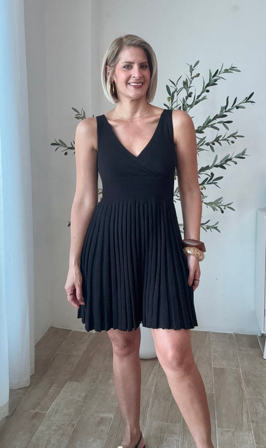 Paulette Pretty Black Dress