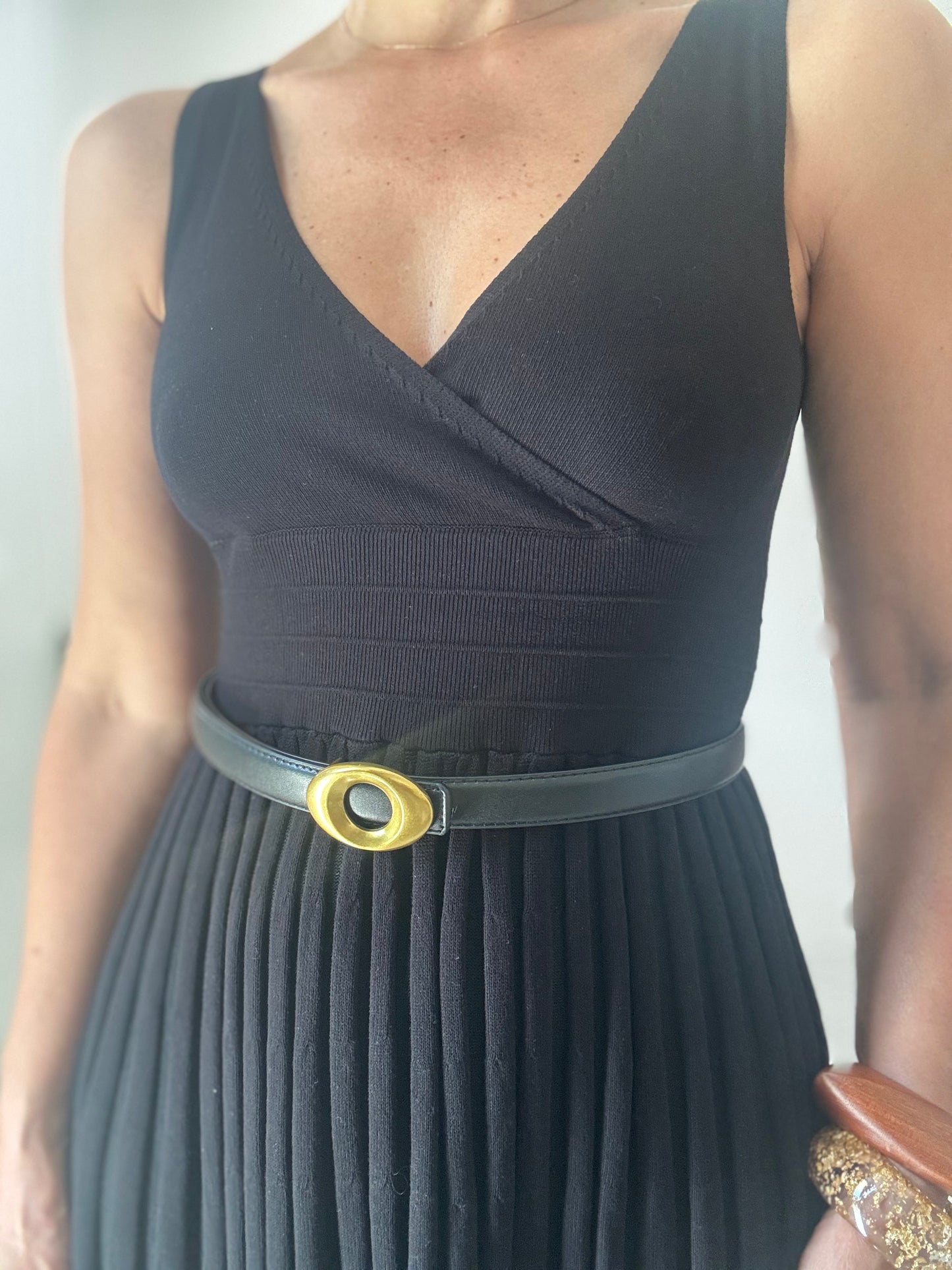 Oval Buckle Black Belt